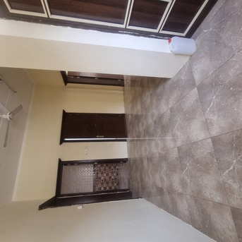 Salmaniya, Apartments/Houses, BHD 170/month,  2 BR,  @3BATHROOM Hall Kitchen Without Electricity