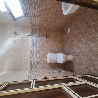 Salmaniya, Apartments/Houses, BHD 170/month,  2 BR,  @3BATHROOM Hall Kitchen Without Electricity