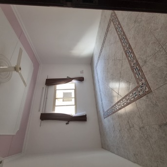 Mahooz, Apartments/Houses, BHD 400/month,  3 BR,  *3BATHROOM Hall Kitchen Without Eletercity Bill Payment Balkani Car Parking