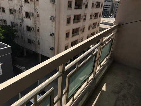 Mahooz, Apartments/Houses, BHD 190/month,  Furnished,  1 BR,  EXCELLENT FULLY FURNISHED|SPEACIUS 1 BED ROOM|KITCHEN|BALCONY|KIND OLD BUILDING