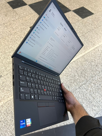 Riyadh, Computers, SAR 4100,  Lenovo Thinkpad X1 Carboon 13th Gen16GB/512SSD