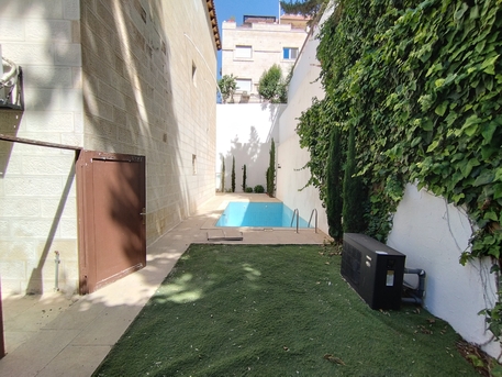 Abdoun, Apartments/Houses, JOD 25000/year,  4 BR,  Ground Floor For Rent 4 Bedrooms In Abdoun