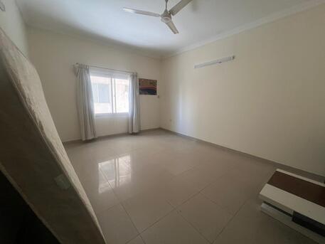Mahooz, Apartments/Houses, BHD 280/month,  2 BR,  135 Sq. Meter,  2 BHK SEMIFURNISHED BIG HALL AND SPACIOUS ROOMS|BATHROOM