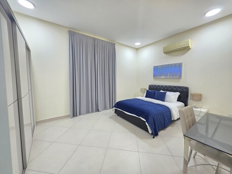 Adliya, Apartments/Houses, BHD 380/month,  Furnished,  2 BR,  Awesome Flat | Gas Connection |Closed Kitchen | Free Internet | Near Andalus Garden Adliya