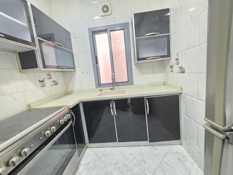 Adliya, Apartments/Houses, BHD 350/month,  Furnished,  2 BR,  Awesome Flat | Gas Connection |Closed Kitchen | Free Internet | Near Andalus Garden Adliy