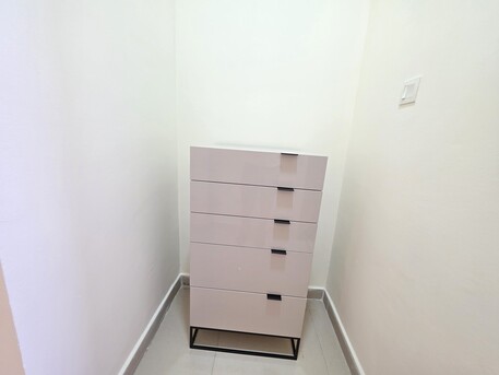 Adliya, Apartments/Houses, BHD 300/month,  Furnished,  1 BR,  Superbly Furnished | Bright | Gas Connection | Closed Kitchen | Store Room | In Adliya