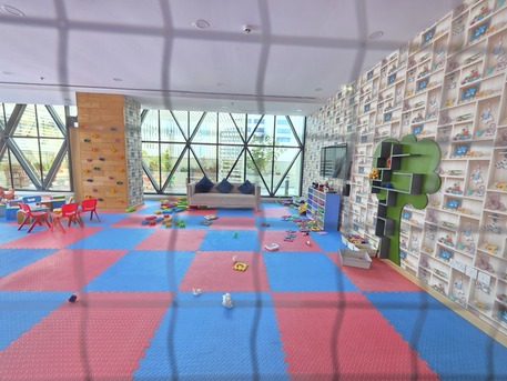 Juffair, Apartments/Houses, BHD 350/month,  Furnished,  1 BR,  Spectacular | Bright & Sunny | Luxury Furniture | Large Balcony | Near Juffair Mall