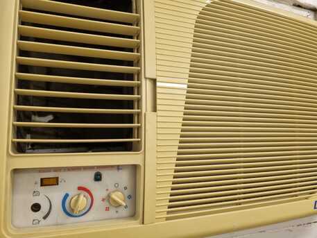 Riyadh, Air Conditioners, SAR 499,  HI Cool Window AC - Size 1.8 TON - Small Fan Sound Only- Excellent Freezing Room-Big Offer