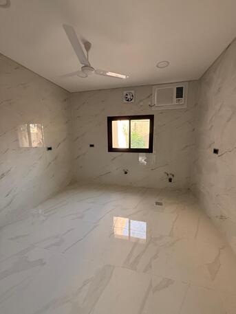 Manama, Villas, BHD 500,  @4BATHROOM Hall Kitchen Without Electricity Villa For Rent Car Parking Brand New