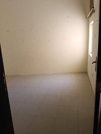 Umm Al Hassam, Apartments/Houses, BHD 240/month,  2 BR,  2 Bedroom Unfurnished Flat For Rent With Ewa