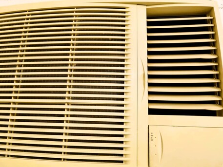 Riyadh, Air Conditioners, SAR 599,  Windows AC - Big Size 1.8 TON- General Electric - Original And Excellent Cooling Freezing