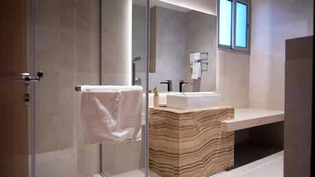 Muharraq, Villas, BHD 1800,  For Rent A Villa In Durrat Al Bahrain, Directly Opposite The Sea