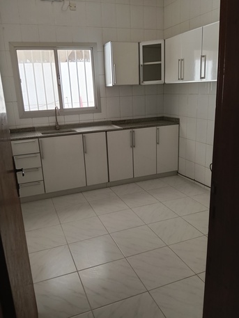 Zinj, Apartments/Houses, BHD 230/month,  2 BR,  2 Bedroom Semi Furnished Flat For Rent Without Ewa