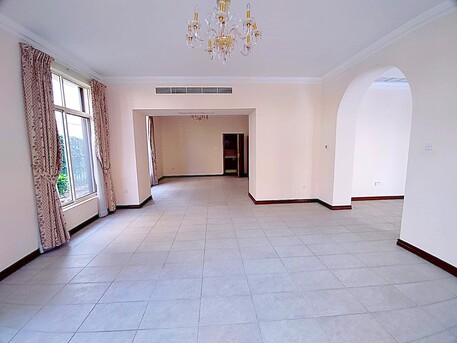 Mahooz, Villas, BHD 1050, 350 Sq. Meter, Semi Furnished 4 BHK Garden Villa For Rent In Mahooz BD.1050/-