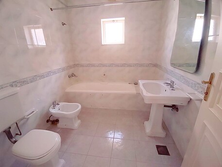 Mahooz, Villas, BHD 1050, 350 Sq. Meter, Semi Furnished 4 BHK Garden Villa For Rent In Mahooz BD.1050/-