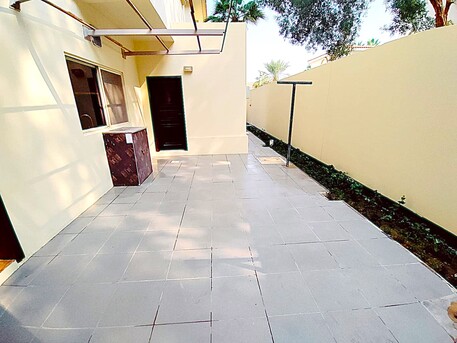 Mahooz, Villas, BHD 1050, 350 Sq. Meter, Semi Furnished 4 BHK Garden Villa For Rent In Mahooz BD.1050/-