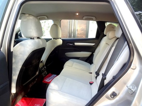 Zinj, Vehicles, Cars & Trucks , BHD 4600,  Renault Koleos,  2020,  Automatic,  98000 KM,  Excellent Condition , First Owner, Agency Maintained -  Urgent Sale