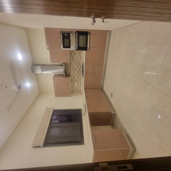 Manama, Apartments/Houses, BHD 350/month,  2 BR,  @3BATHROOM Hall Kitchen Semi Furnished With Electricity Car Parking