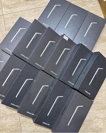 New York, Wholesale Products, New, IPhone 16, IPhone 16 Pro, IPhone 16 Pro Max, IPad, Sony PS5, Samsung, Mixers