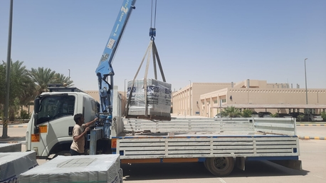 Riyadh, Logistics, BOOM TRUCK CRANE RENTAL SERVICES/خدمات تأجير رافعات الشاحنات البوم