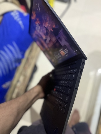 Riyadh, Computers, SAR 4500,  Lenovo Thinkpad X1 Carbon Core I7 13th Gen 16gb/1TB Very Less Used