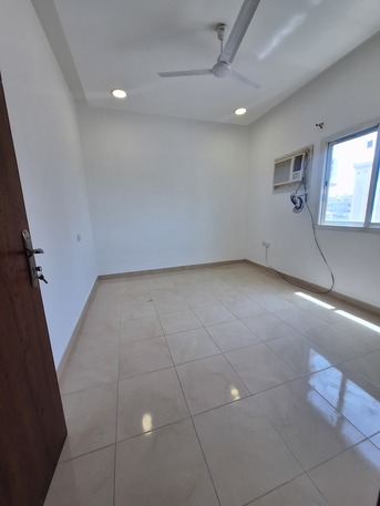 Manama, Apartments/Houses, BHD 210/month,  1 BR,  @1BATHROOM Hall Kitchen With Electricity Car Parking