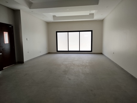 Manama, Buildings, BHD 1100,  Brand New 2Store 3BHK Commercial  Villa For Rent In -(((Manama)))