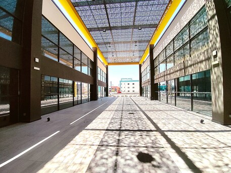 Zinj, Shops, BHD 1200,  227 Sq. Meter,  Commercial Showroom For Rent In Zinj Prime Location BD.1200/-