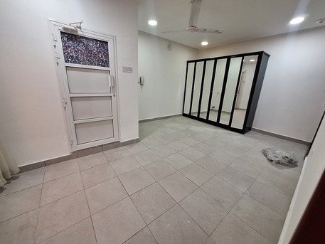 Zinj, Apartments/Houses, BHD 160/month,  Studio,  ₹1BATHROOM Kitchen With Electricity