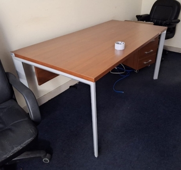 Mushrefah, Household Items, SAR 150,  Office Table + Side Table