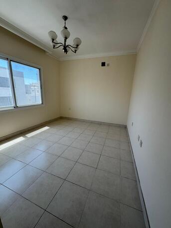 East Riffa, Apartments/Houses, 2 BR,  Flat For Rent In East Riffa ( Near Riffa Mart)