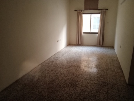 Manama, Apartments/Houses, BHD 170/month,  2 BR,  120 Sq. Meter,  2 Bhk Unfurnished Flat Available In Manama Call Aleena