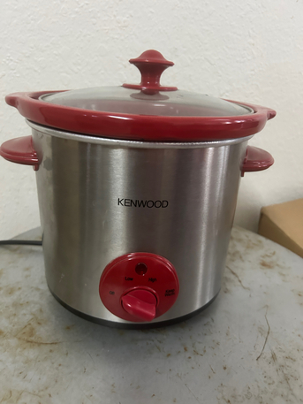 Riyadh, Appliances, SAR 70,  Kenwood Sliw And Fast Cooker