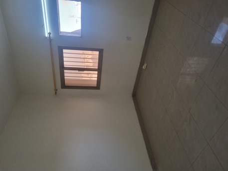 Manama, Apartments/Houses, BHD 220/month,  2 BR,  Semi Furnished Family Flat For Rent In Manama With Lift, Balcony, EWA Inclusive, Watchman