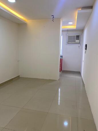 Hidd, Apartments/Houses, 2 BR,  Flat For Rent In New Hidd Area (Inclusive )