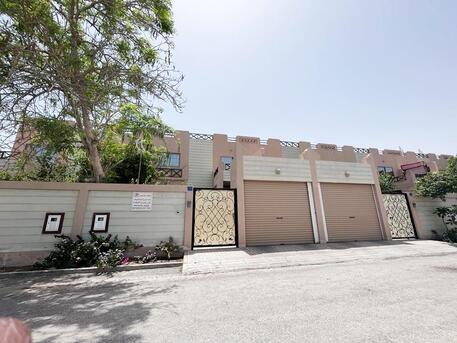 Salmaniya, Villas, BHD 600,  Garden Villa ( 3 Bed Rooms ) For Rent In Salmaniya