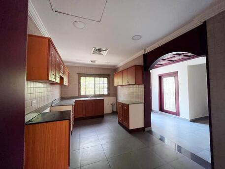 Salmaniya, Villas, BHD 600,  Garden Villa ( 3 Bed Rooms ) For Rent In Salmaniya