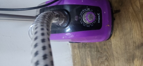 Riyadh, Electronics, SAR 120,  Steam Iron Barely Used New In Condition