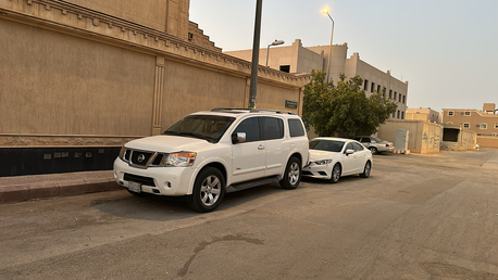 Riyadh, Vehicles, Cars & Trucks , SAR 21000,  Nissan Armada,  2010,  Automatic,  285000 KM,    LE Full Option 4x4