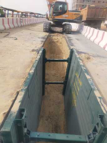 Jubail, Heavy Equipment, Available: Trench Boxes, &ndash; Rental & Execution