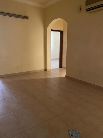 Busaiteen, Apartments/Houses, 3 BR,  Family Flat For Rent In Busaiteen (Block 226)