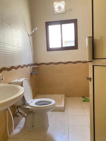 Busaiteen, Apartments/Houses, 3 BR,  Family Flat For Rent In Busaiteen (Block 226)
