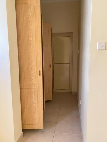 Busaiteen, Apartments/Houses, 3 BR,  Family Flat For Rent In Busaiteen (Block 226)