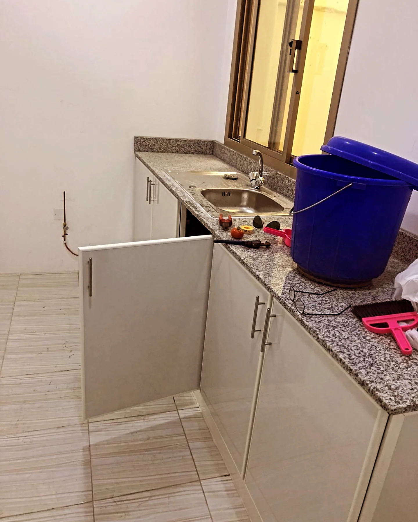 Manama, Apartments/Houses, BHD 180/month,  2 BR,  132 Sq. Meter,  FLAT FOR RENT