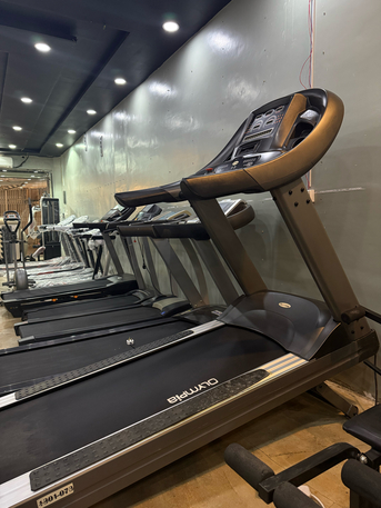 Riyadh, Sporting Goods, SAR 3799,  250 KG BIGGEST LUXURY COMMERCIAL TREADMILL FOR SALE 0537981203