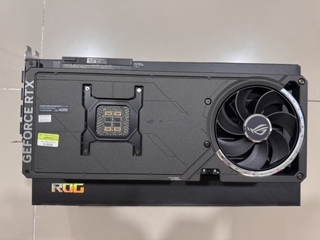Milan, Computers, EUR 500,  GeForce RTX 5090, RTX 5080, RTX 5070 Ti, RTX 5070, RTX 4090, RTX 4080 Super,  RTX 4080