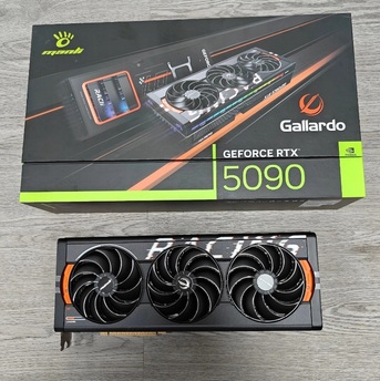 Milan, Computers, EUR 500,  GeForce RTX 5090, RTX 5080, RTX 5070 Ti, RTX 5070, RTX 4090, RTX 4080 Super,  RTX 4080