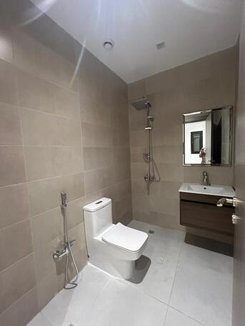 Kuwait City, Apartments/Houses, KWD 650/month,  4 BR,  Apartment For Rent In Al-Siddiq, Consisting Of A Hall - 4 Master Rooms -