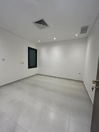 Kuwait City, Apartments/Houses, KWD 650/month,  3 BR,  Apartment For Rent In Al-Siddiq, Consisting Of A Hall And 3 Master Bedrooms