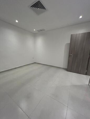 Kuwait City, Apartments/Houses, KWD 650/month,  3 BR,  Apartment For Rent In Al-Siddiq, Consisting Of A Hall And 3 Master Bedrooms